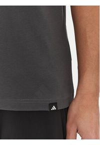 Adidas - adidas T-Shirt Football Kicks Graphic JD8211 Szary Regular Fit. Kolor: szary. Materiał: bawełna #3