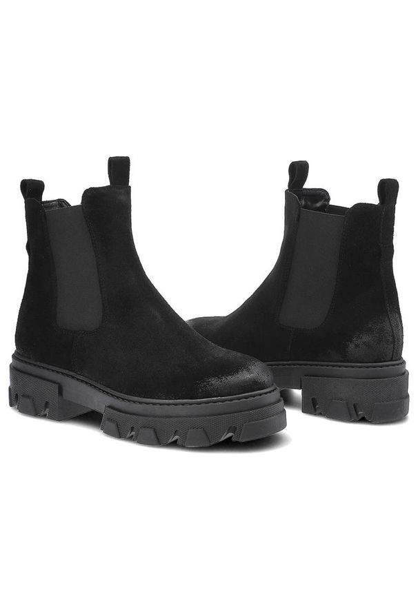 Czarne Botki Dwunasty Shoes Damskie Stylowe Buty. Okazja: na co dzień, do pracy. Zapięcie: bez zapięcia. Kolor: czarny. Materiał: jeans, zamsz, materiał, skóra. Szerokość cholewki: normalna. Obcas: na obcasie. Styl: elegancki. Wysokość obcasa: niski