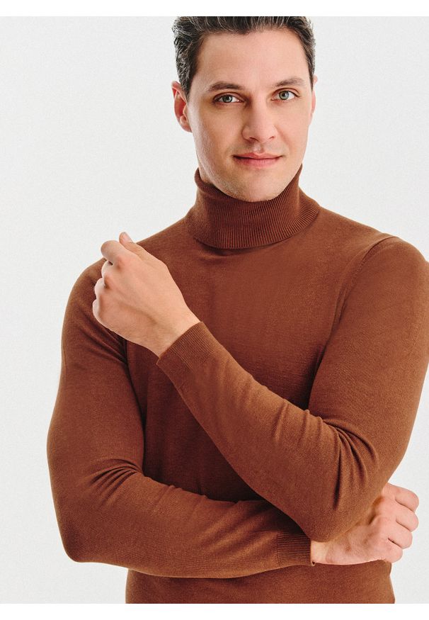 Pako Lorente - PAKO LORENTE - Golf męski w rudym kolorze. Typ kołnierza: golf. Kolor: szary, niebieski, brązowy. Materiał: nylon, wiskoza. Sezon: jesień