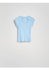 Reserved - T-shirt slim fit - jasnoniebieski. Kolor: niebieski. Materiał: bawełna