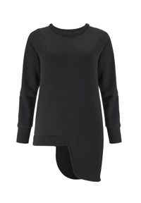 LA MANIA - Czarna bluza o asymetrycznym kroju Jari. Kolor: czarny. Materiał: dresówka, polar. Wzór: aplikacja #8