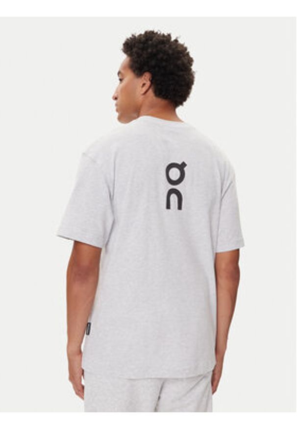 On T-Shirt Club-T 1ME1005 Szary Relaxed Fit. Kolor: szary. Materiał: bawełna