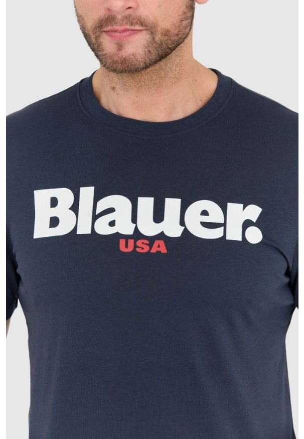 Blauer USA - BLAUER Granatowy męski t-shirt z dużym logo. Kolor: niebieski