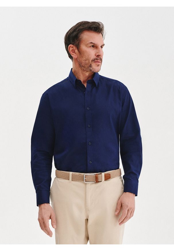 Pako Lorente - PAKO LORENTE - Granatowa koszula męska z lnem. Kolor: niebieski, biały. Materiał: len. Długość rękawa: długi rękaw. Długość: długie. Sezon: wiosna