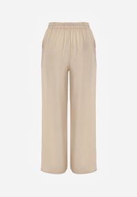 Born2be - Beżowe Szerokie Spodnie z Wiskozy Zyona. Okazja: na co dzień. Kolor: beżowy. Materiał: wiskoza. Styl: casual, klasyczny #3