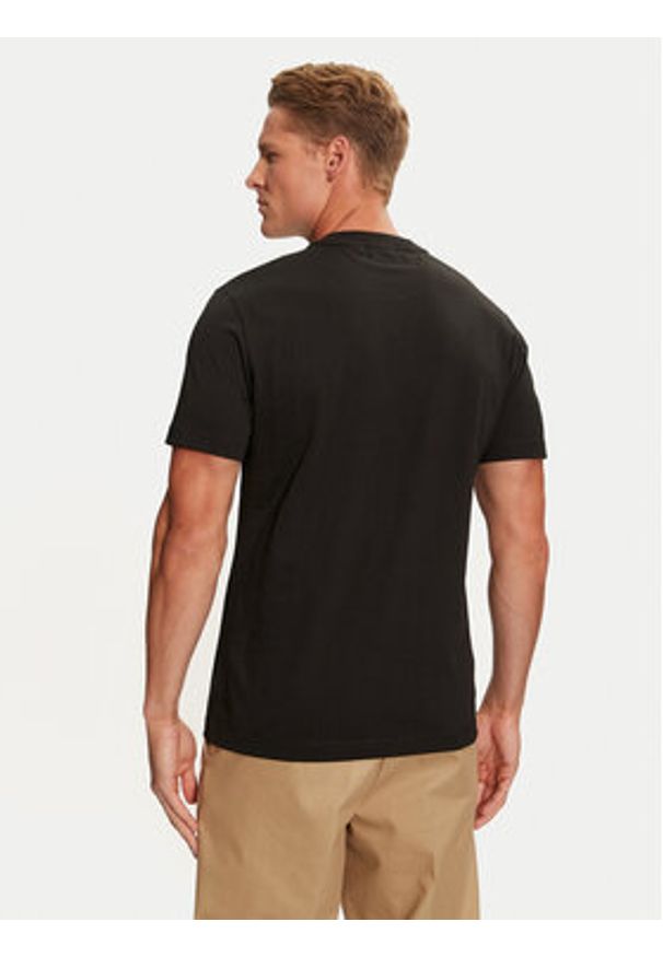 Calvin Klein T-Shirt K10K113594 Czarny Regular Fit. Kolor: czarny. Materiał: bawełna