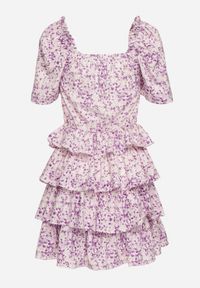 Born2be - Fioletowa Rozkloszowana Sukienka z Bufkami w Rękawach w Drobny Print z Falbankami Tineria. Okazja: na co dzień. Typ kołnierza: kołnierz z falbankami. Kolor: fioletowy. Wzór: nadruk. Typ sukienki: proste. Styl: casual #4