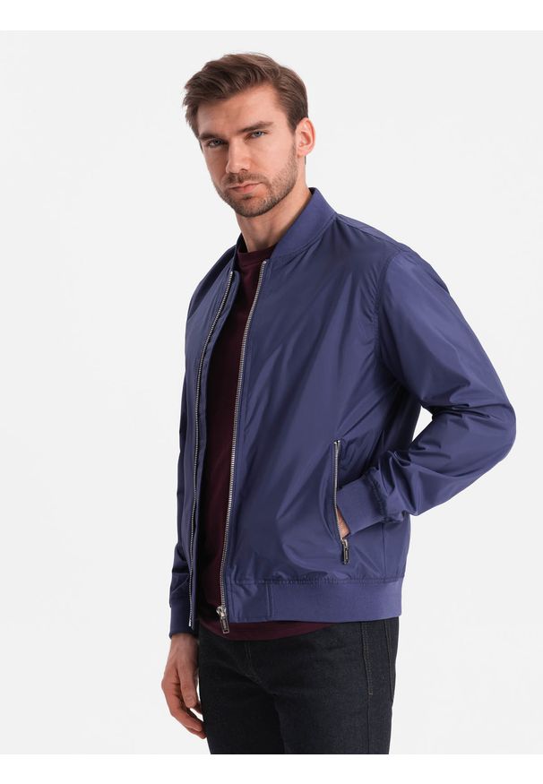 Ombre Clothing - Kurtka męska bomberka szwedka - granatowa V4 - Rozmiar: S. Okazja: na co dzień. Kolor: niebieski. Materiał: żakard, poliester, materiał. Wzór: gładki, jednolity. Styl: klasyczny, casual
