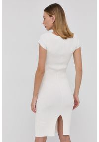 Guess sukienka kolor biały midi dopasowana. Kolor: biały. Materiał: materiał, dzianina. Długość rękawa: krótki rękaw. Wzór: gładki. Typ sukienki: dopasowane. Długość: midi #4