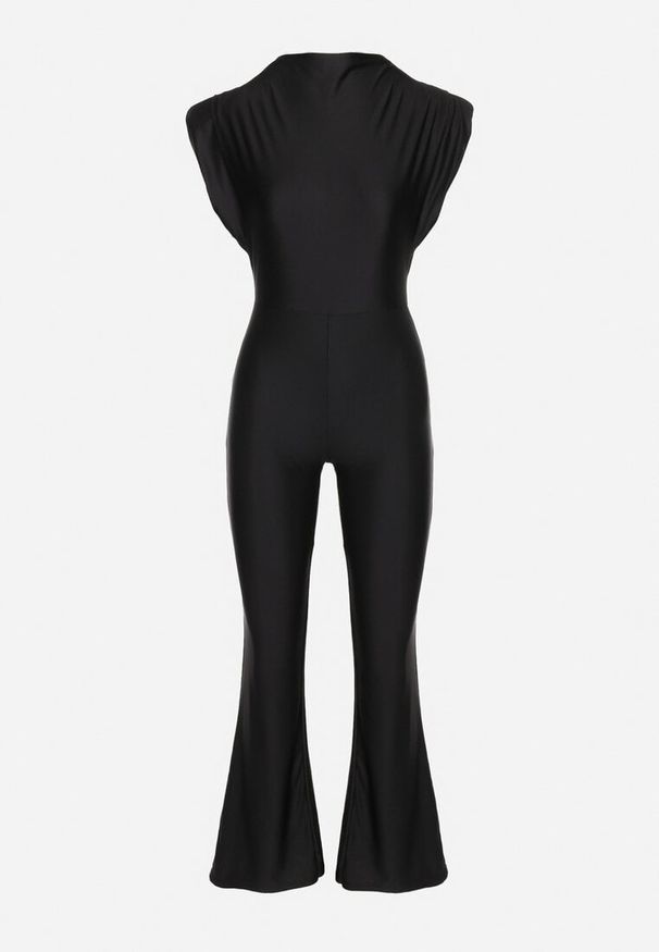 Born2be - Czarny Kombinezon z Rozszerzanymi Nogawkami i Poduszkami w Ramionach Atearai. Okazja: na co dzień. Kolor: czarny. Długość rękawa: krótki rękaw. Długość: krótkie. Styl: casual, elegancki