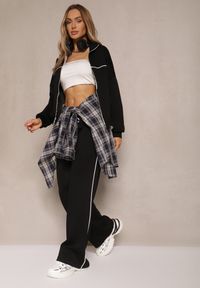 Renee - Czarny Retro Komplet Dresowy z Wiskozą Bluza i Spodnie o Szerokim Kroju Selriza. Kolor: czarny. Materiał: dresówka, wiskoza #5
