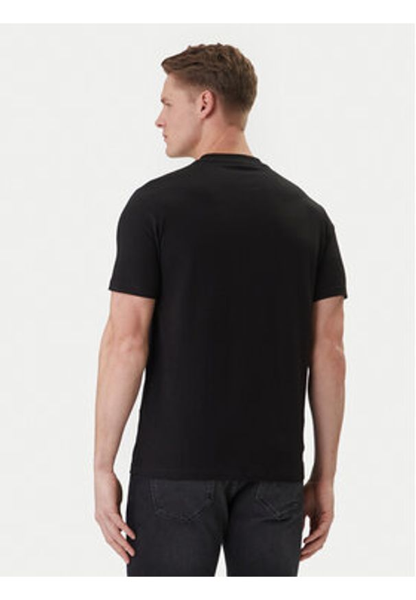 Karl Lagerfeld - KARL LAGERFELD T-Shirt 755047 562235 Czarny Regular Fit. Typ kołnierza: dekolt w karo. Kolor: czarny. Materiał: bawełna