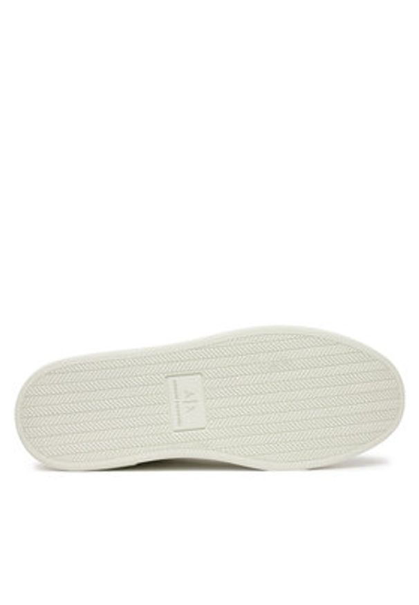 Armani Exchange Sneakersy XDX177 XV918 M801 Biały. Kolor: biały. Materiał: materiał