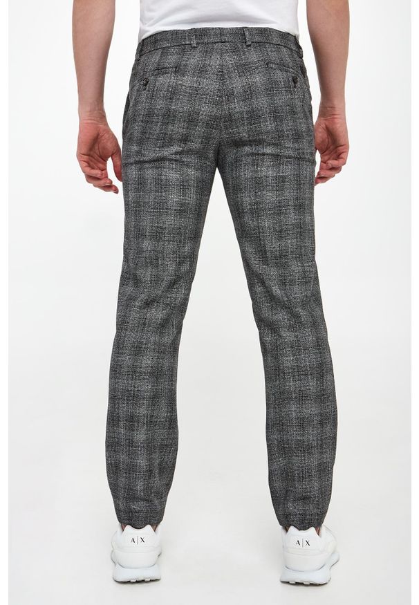 Spodnie męskie w kratkę Sake JOOP!. Wzór: kratka