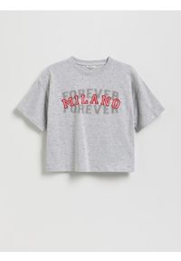 Reserved - T-shirt z aplikacją - jasnoszary. Kolor: szary. Materiał: bawełna. Długość: krótkie. Wzór: aplikacja #1