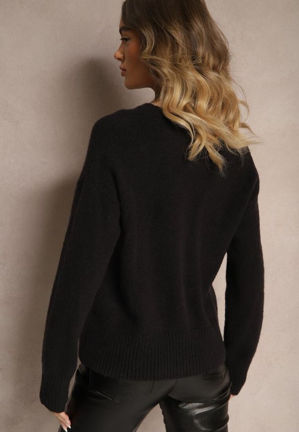 Renee - Czarny Sweter z Domieszką Wełny Torissia. Kolor: czarny. Materiał: wełna. Sezon: zima