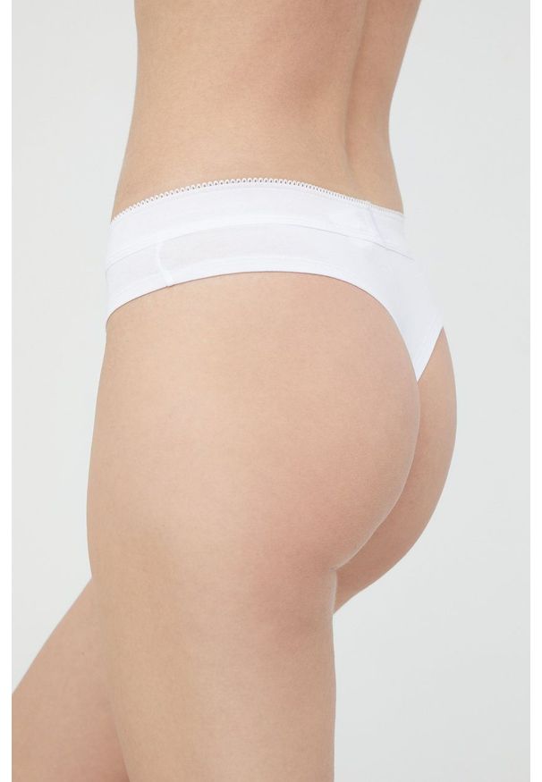 Hugo - HUGO stringi (3-pack) kolor biały. Kolor: biały. Materiał: materiał, bawełna