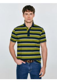 Big-Star - Koszulka męska polo w paski granatowo-zielona Seulis 301. Okazja: na co dzień. Typ kołnierza: polo. Kolor: zielony. Materiał: dzianina, jeans, żakard. Wzór: paski. Styl: casual, elegancki, sportowy, klasyczny #6