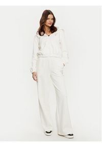 Guess Bluza V5RQ20 KC3D2 Écru Regular Fit. Materiał: syntetyk, bawełna