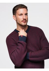 Ombre Clothing - Męski sweter o kontrastowym splocie z okrągłym dekoltem – bordowy V1. Okazja: na co dzień. Kolor: czerwony. Materiał: dzianina, bawełna. Wzór: ze splotem. Styl: casual