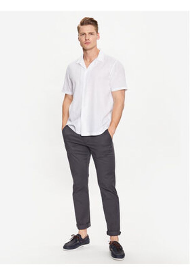 Lindbergh Koszula 30-203319 Biały Relaxed Fit. Kolor: biały. Materiał: bawełna