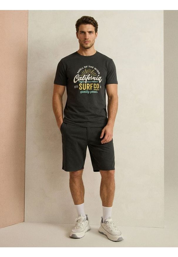 Sinsay - Bawełniane szorty jeansowe - szary. Kolor: szary. Materiał: bawełna, jeans