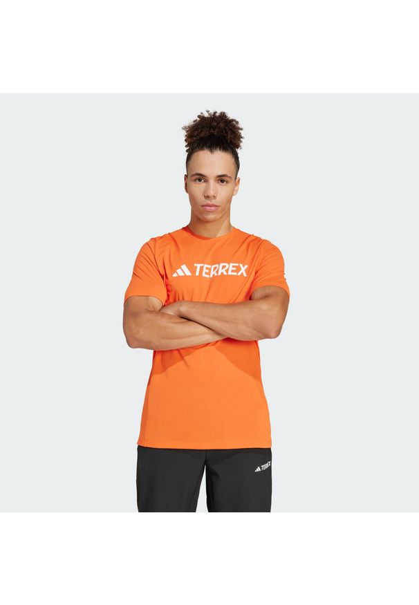 Adidas - Koszulka Terrex Multi Climacool Logo Tech. Kolor: pomarańczowy. Technologia: ClimaCool (Adidas). Sport: turystyka piesza