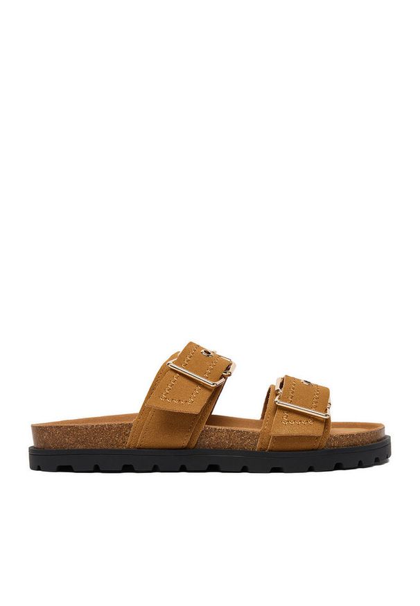 Klapki DeeZee. Kolor: brązowy