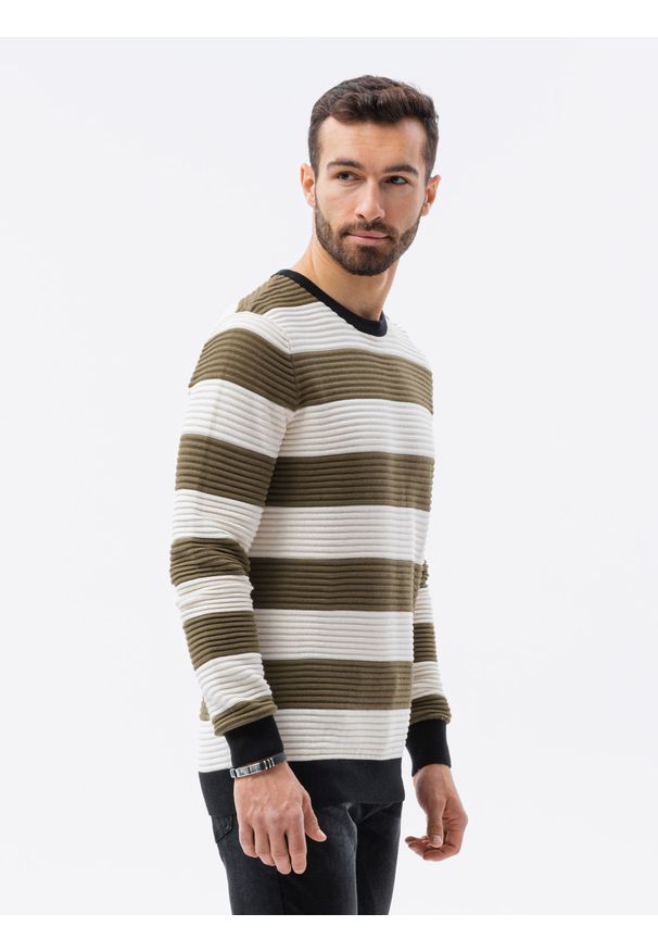 Ombre Clothing - Sweter męski w paski - oliwkowy V4 E189 - XXL. Kolor: oliwkowy. Materiał: bawełna, dzianina. Wzór: paski. Styl: klasyczny