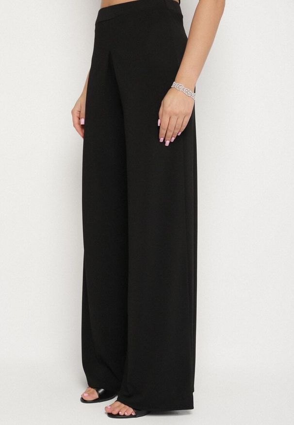 Born2be - Czarny Komplet Bluzka z Wiązaniem i Szerokie Spodnie Halazea. Kolor: czarny