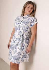 Born2be - Niebieska Wiskozowa Sukienka Koszulowa z Paskiem w Talii w Kwiatowy Wzór Olivis. Kolekcja: plus size. Kolor: niebieski. Materiał: wiskoza. Wzór: kwiaty. Typ sukienki: koszulowe. Styl: elegancki #5