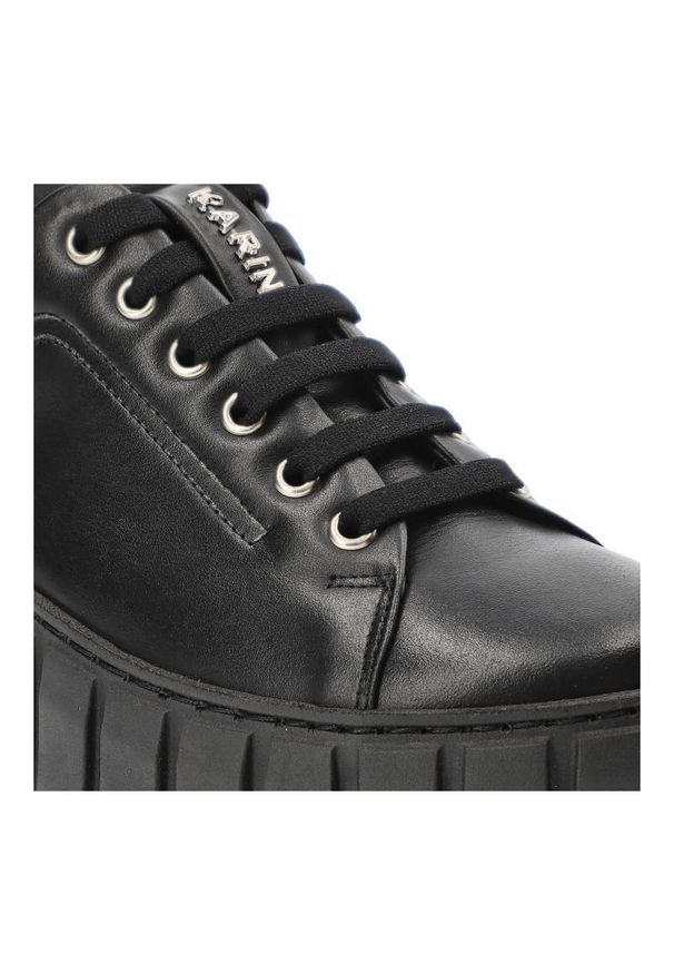 Czarne Sneakersy Karino Wygodne Skórzane Buty Damskie. Zapięcie: sznurówki. Kolor: czarny. Materiał: skóra. Szerokość cholewki: normalna