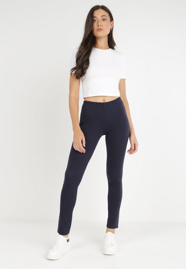 Born2be - Granatowe Legginsy Phaelosa. Okazja: na co dzień. Kolor: niebieski. Materiał: bawełna, materiał. Długość: długie. Wzór: gładki. Styl: sportowy, casual