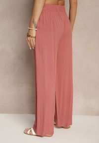 Renee - Różowe Szerokie Spodnie z Wiskozy High Waist Naivella. Stan: podwyższony. Kolor: różowy. Materiał: wiskoza. Sezon: lato #3