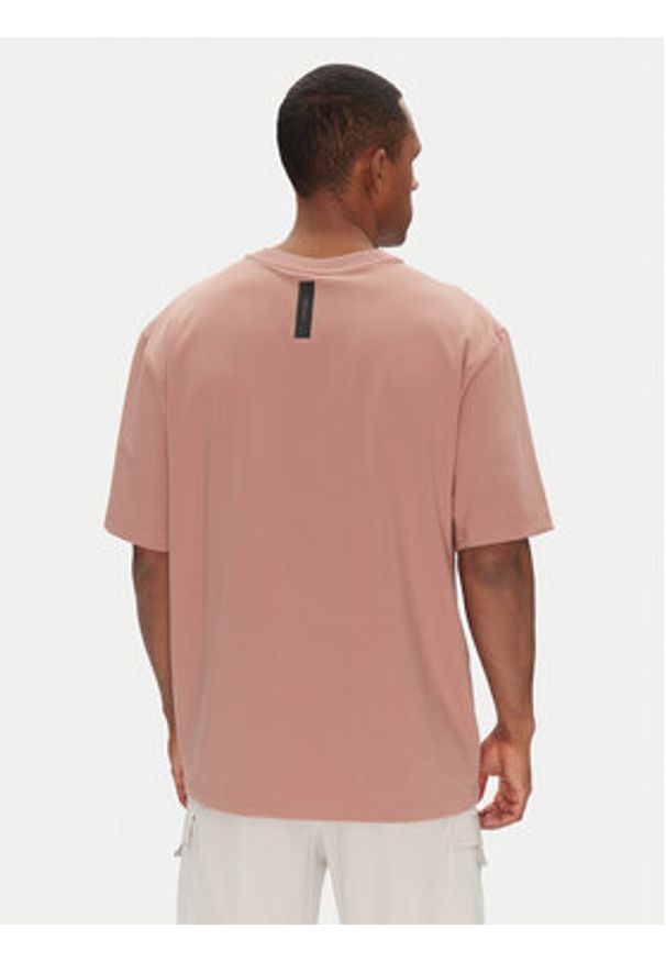 Adidas - adidas T-Shirt Z.N.E. JC5480 Różowy Loose Fit. Kolor: różowy. Materiał: syntetyk
