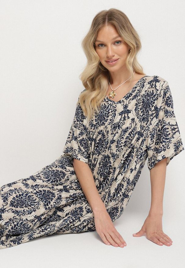 Born2be - Niebieska Sukienka z Bawełną w Abstrakcyjny Wzór Filindela. Okazja: na co dzień, na spacer. Kolor: niebieski. Materiał: bawełna. Wzór: aplikacja. Styl: casual, klasyczny, elegancki