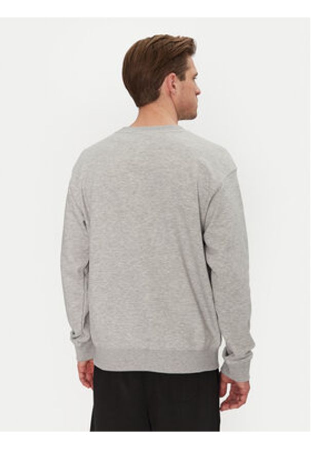 New Balance Bluza MT51929 Szary Regular Fit. Kolor: szary. Materiał: syntetyk, bawełna