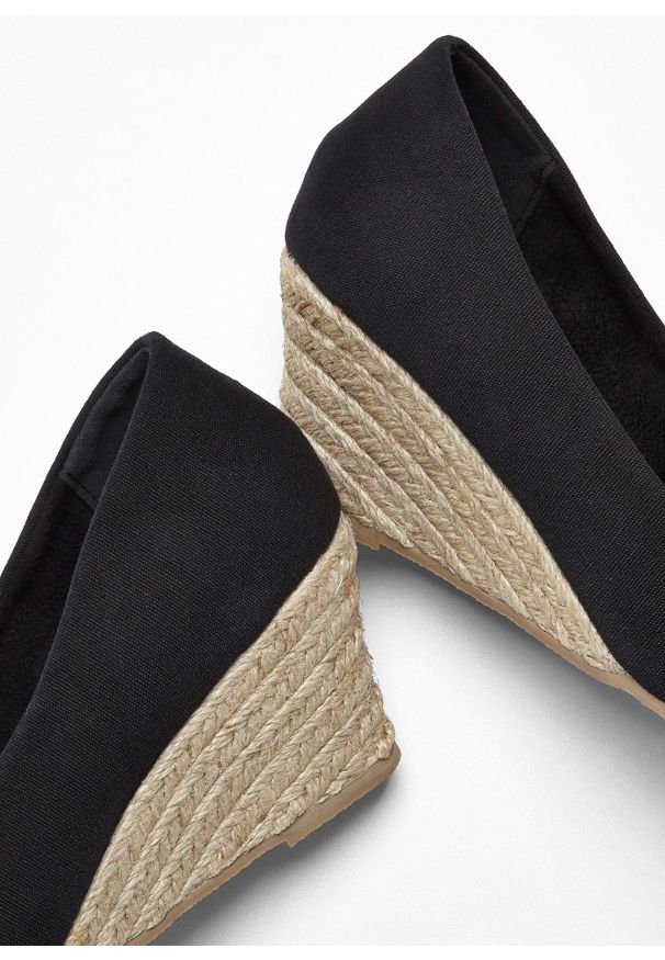 bonprix - Czółenka na koturnie. Kolor: czarny. Sezon: lato. Obcas: na koturnie