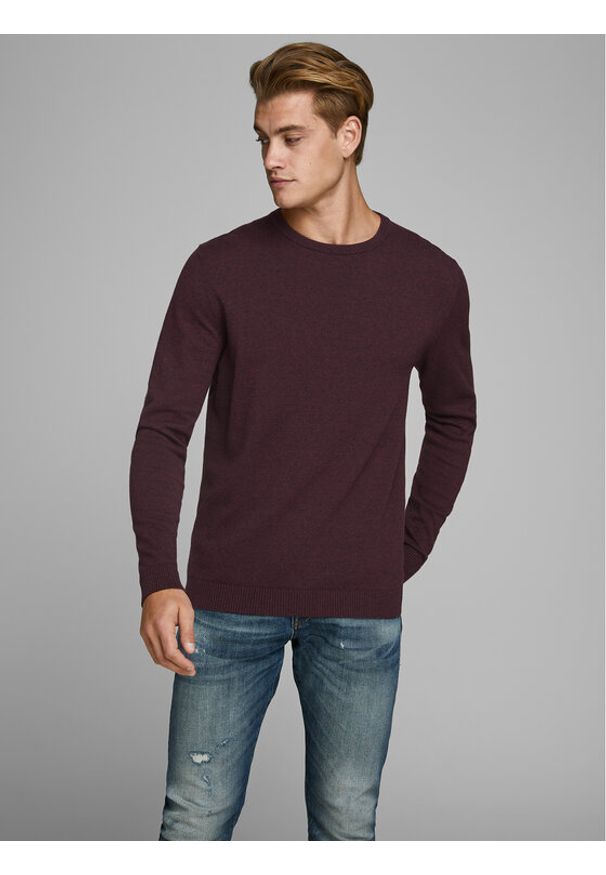 Jack & Jones - Jack&Jones Sweter 12137190 Bordowy Regular Fit. Kolor: czerwony. Materiał: bawełna