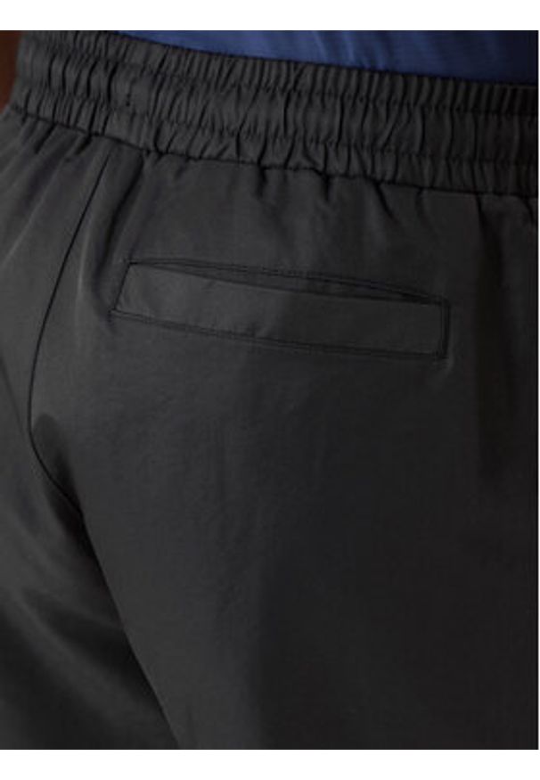 Reebok Szorty sportowe Best RK25557CCM Czarny Regular Fit. Kolor: czarny. Materiał: syntetyk. Styl: sportowy