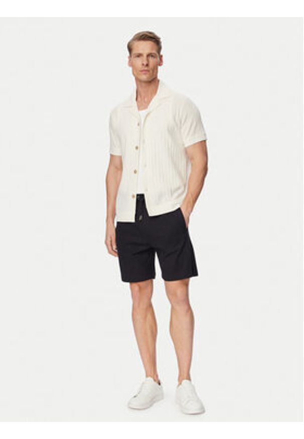 JOOP! Szorty materiałowe Juanito 30104273 Granatowy Regular Fit. Kolor: niebieski. Materiał: bawełna