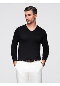 Ombre Clothing - Elegancki sweter męski V-neck BASIC z wiskozą – czarny V1 - Rozmiar: XXL. Kolor: czarny. Materiał: wiskoza. Wzór: haft. Styl: elegancki