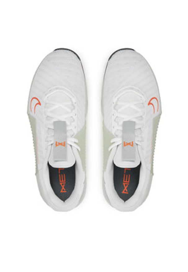 Nike Buty na siłownię Metcon 9 DZ2617-101 Biały. Kolor: biały. Materiał: materiał, mesh. Sport: fitness