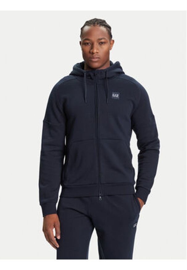 EA7 Emporio Armani Dres 7M000914 AF10377 UB102 Granatowy Modern Fit. Kolor: niebieski. Materiał: bawełna