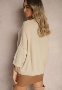 Renee - Beżowy Sweter z Wełną z Alpaki i Krótszym Rękawem Irissania. Okazja: na co dzień. Kolor: beżowy. Materiał: wełna. Długość rękawa: krótki rękaw. Długość: krótkie. Styl: elegancki, casual