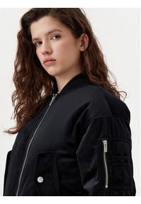 Karl Lagerfeld Jeans Kurtka bomber A1W15010 Czarny Regular Fit. Kolor: czarny. Materiał: syntetyk #2