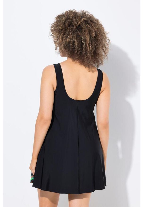 ULLA POPKEN - Damska Sukienka Kąpielowa papugi miękkie miseczki Powermesh. Kolekcja: plus size. Kolor: czarny. Materiał: poliamid, materiał, elastan