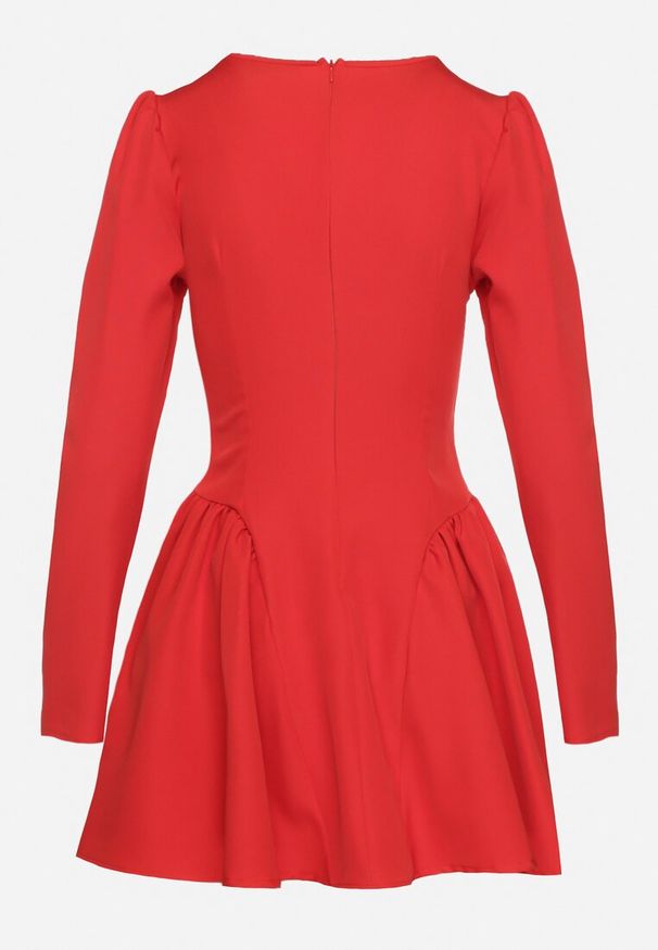 Born2be - Czerwona Koktajlowa Sukienka o Rozkloszowanym Kroju z Falbankami i Gorsetem Farian. Typ kołnierza: kołnierz z falbankami, dekolt gorset. Kolor: czerwony. Długość rękawa: długi rękaw. Typ sukienki: gorsetowe. Styl: wizytowy