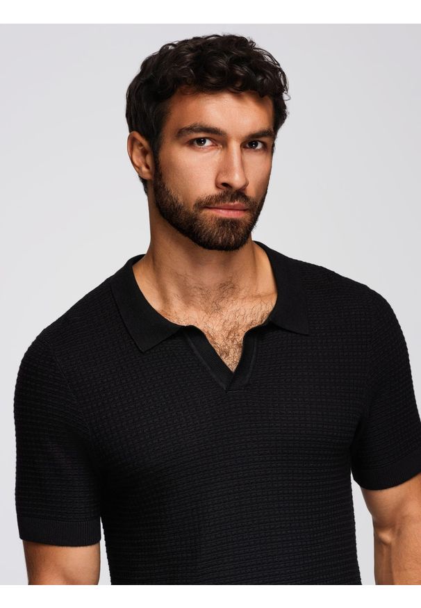 Ombre Clothing - Dzianinowa koszulka męska polo bez zapięcia – czarna V3 - Rozmiar: L. Okazja: na co dzień. Typ kołnierza: polo. Kolor: czarny. Materiał: dzianina. Wzór: gładki, ze splotem. Styl: klasyczny, casual