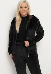 Born2be - Czarny Welurowy Komplet Dresowy z Polarem Spodnie i Bluza Seviona. Kolekcja: plus size. Kolor: czarny. Materiał: dresówka, polar, welur #7